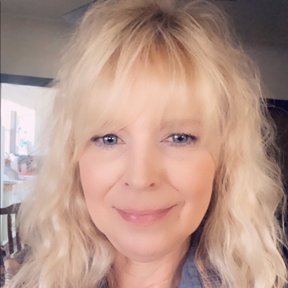 Meet your Posher, Barbi